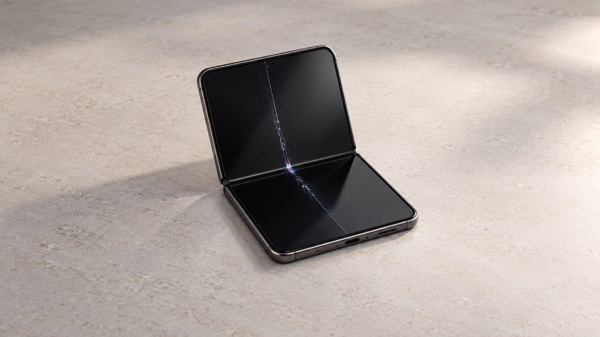 iPhone Duo: pierwsze zgłoszenia pęknięć przy zawiasie
